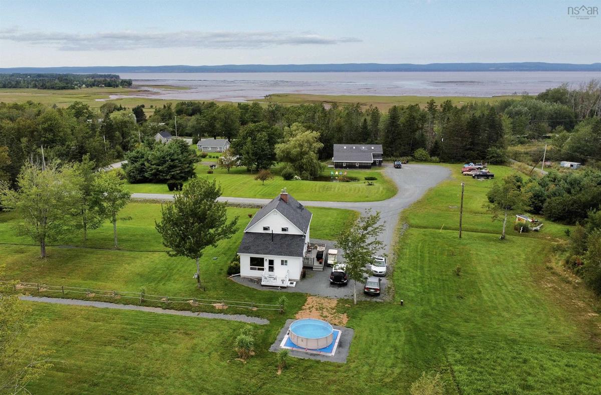 594 Lake Road, Noel, (MLS® 202321068) RE/MAX nova