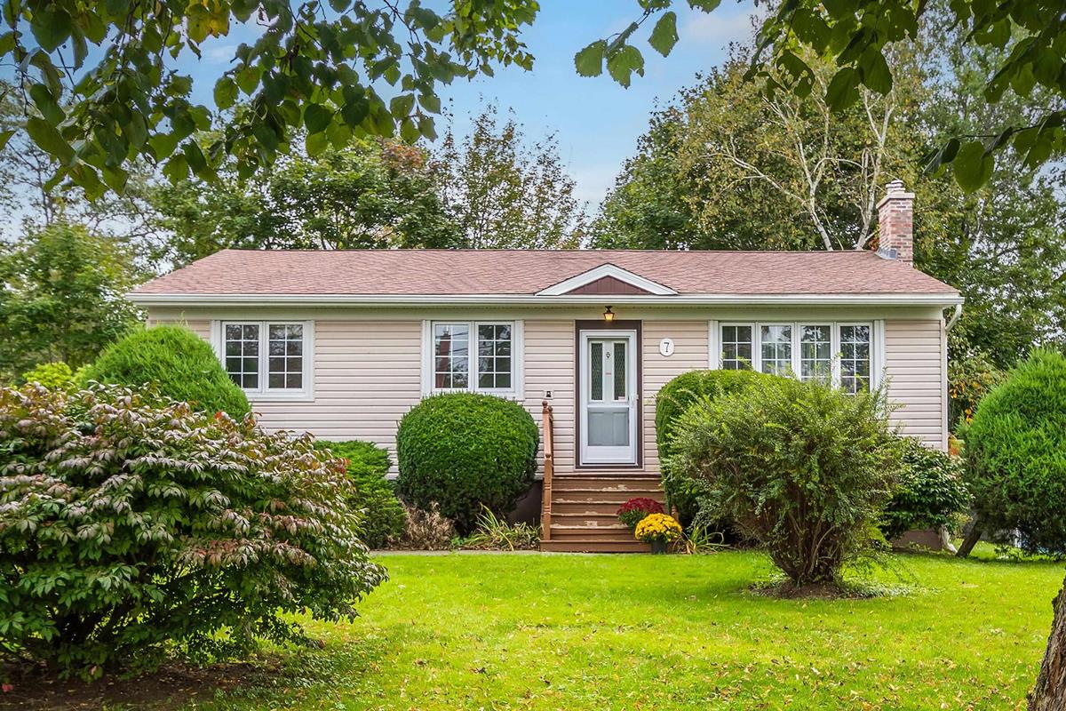 7 Digby Crescent, Dartmouth, (MLS® 202321717) RE/MAX nova