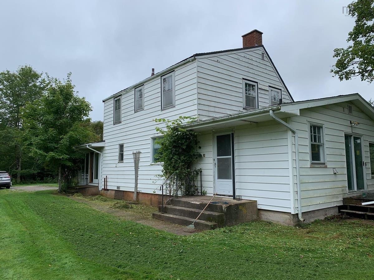 265 Salmon River Road, Valley, (MLS® 202321840) RE/MAX nova