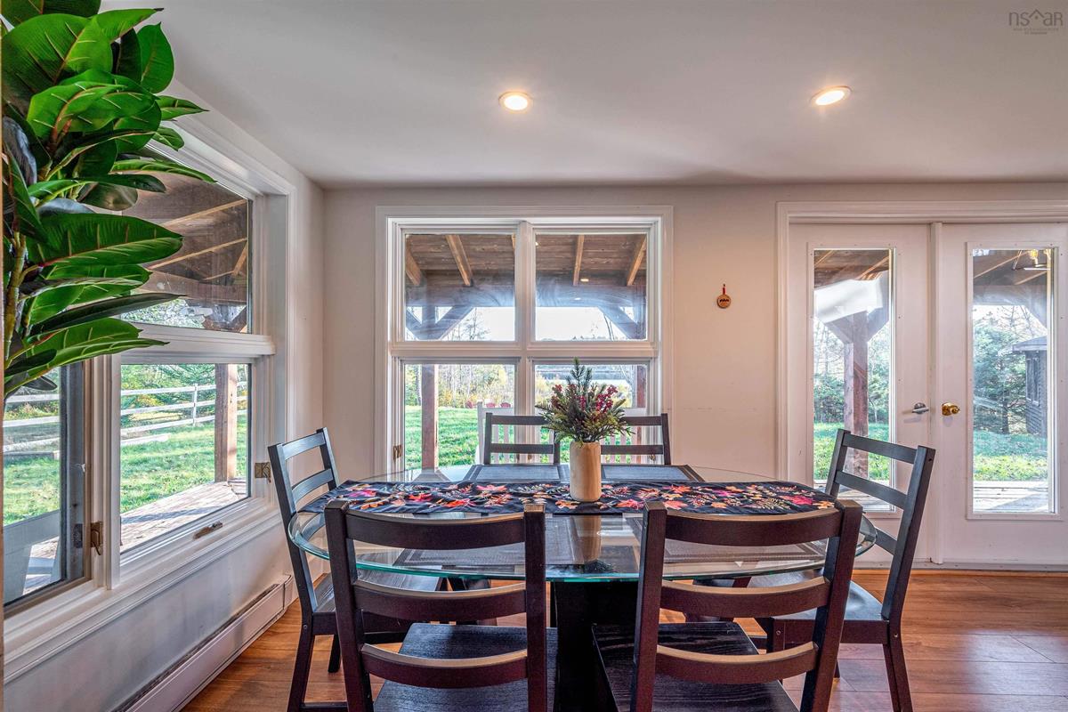 372 Big Hubley Lake Drive, Hubley, (MLS® 202322692) RE/MAX nova