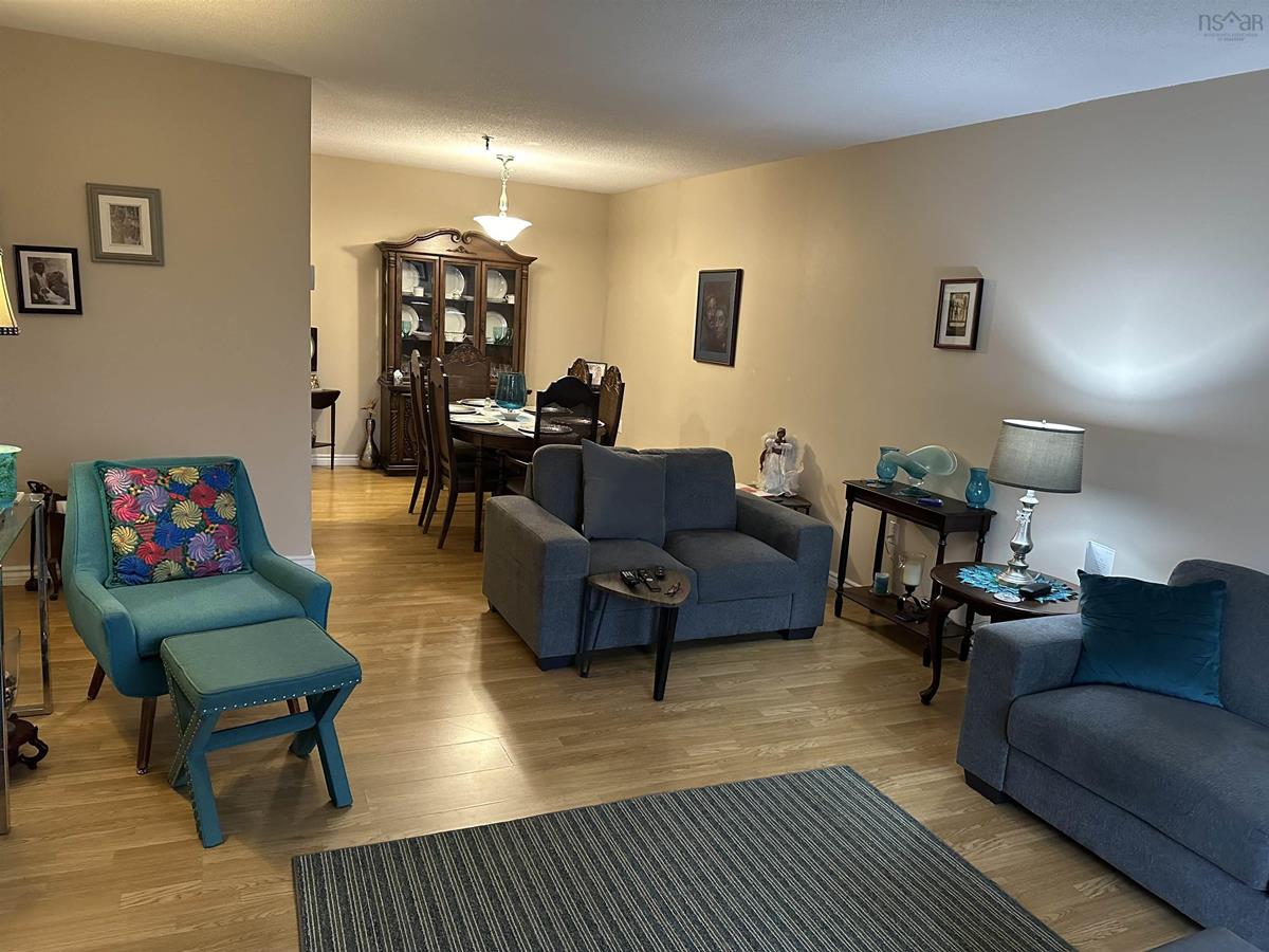 210 7 Forest Hills Parkway, Dartmouth, (MLS® 202404229) RE/MAX nova