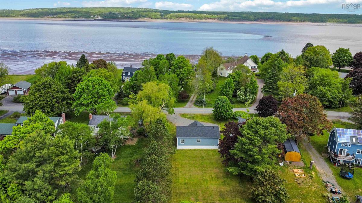 101 Avon Street, Hantsport, (MLS® 202412057) RE/MAX nova