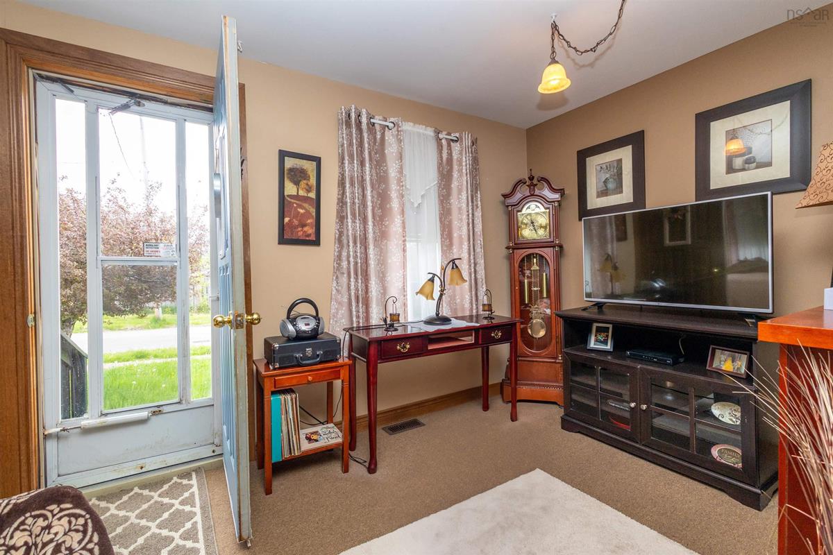 182 Gatacre Street, Whitney Pier, (MLS® 202412369) RE/MAX nova