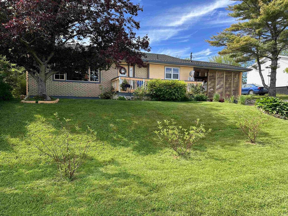 211 Herbert Street, Sydney, (MLS® 202413210) RE/MAX nova