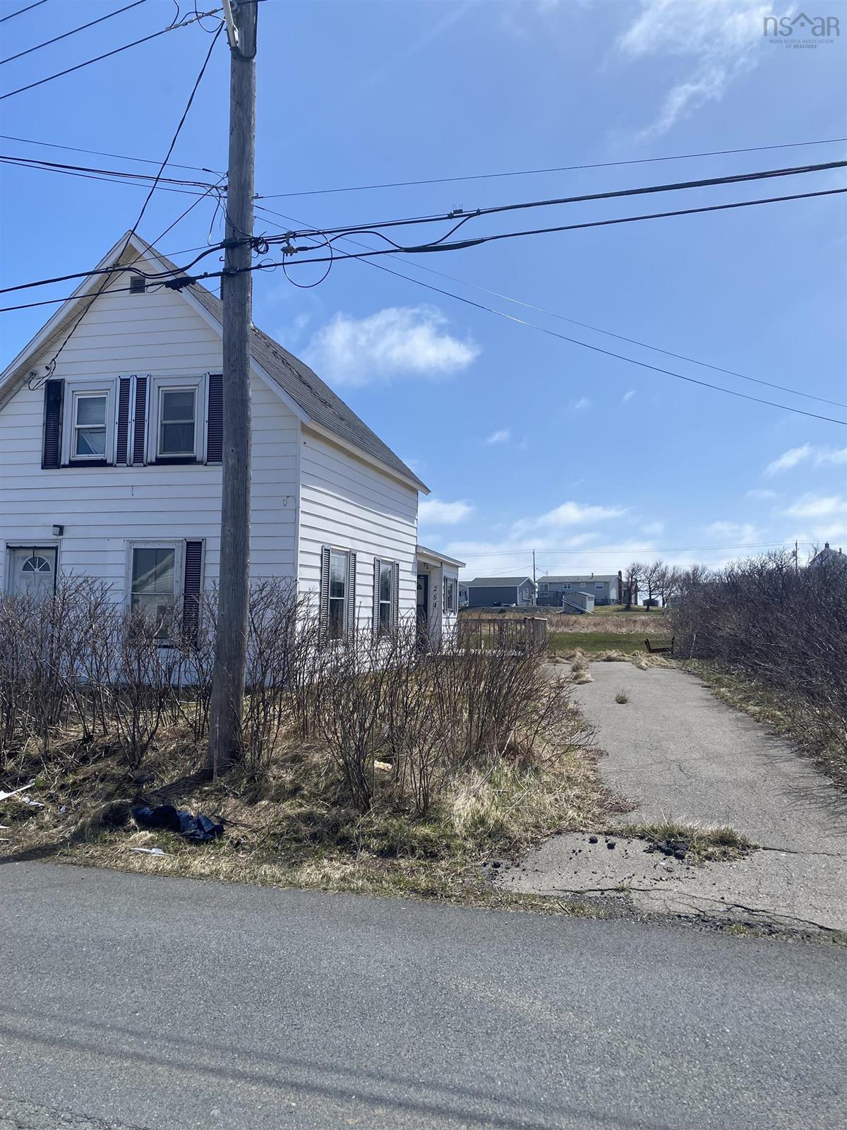 254 Brookland Street, Glace Bay, (MLS® 202413489) RE/MAX nova