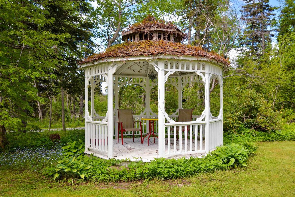 317 CHURCH, Little Bras D'Or, (MLS® 202414124) RE/MAX nova