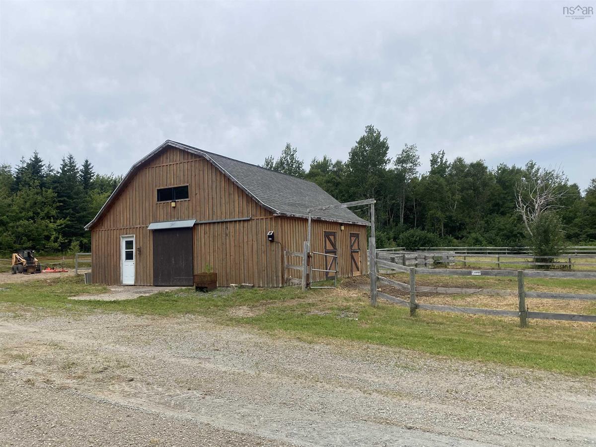 1063 Old Route 5, Big Bras D'Or, (MLS® 202417625) RE/MAX nova