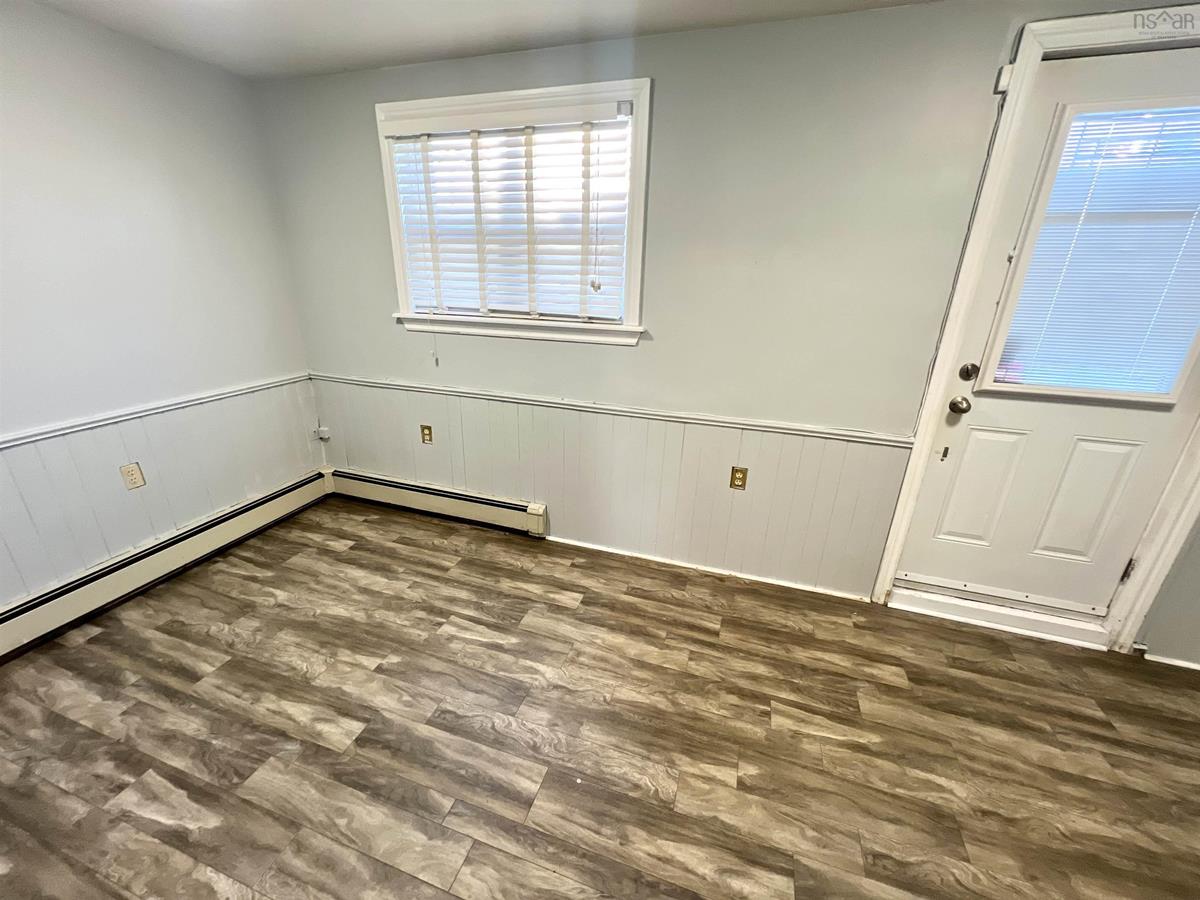  MLS ()