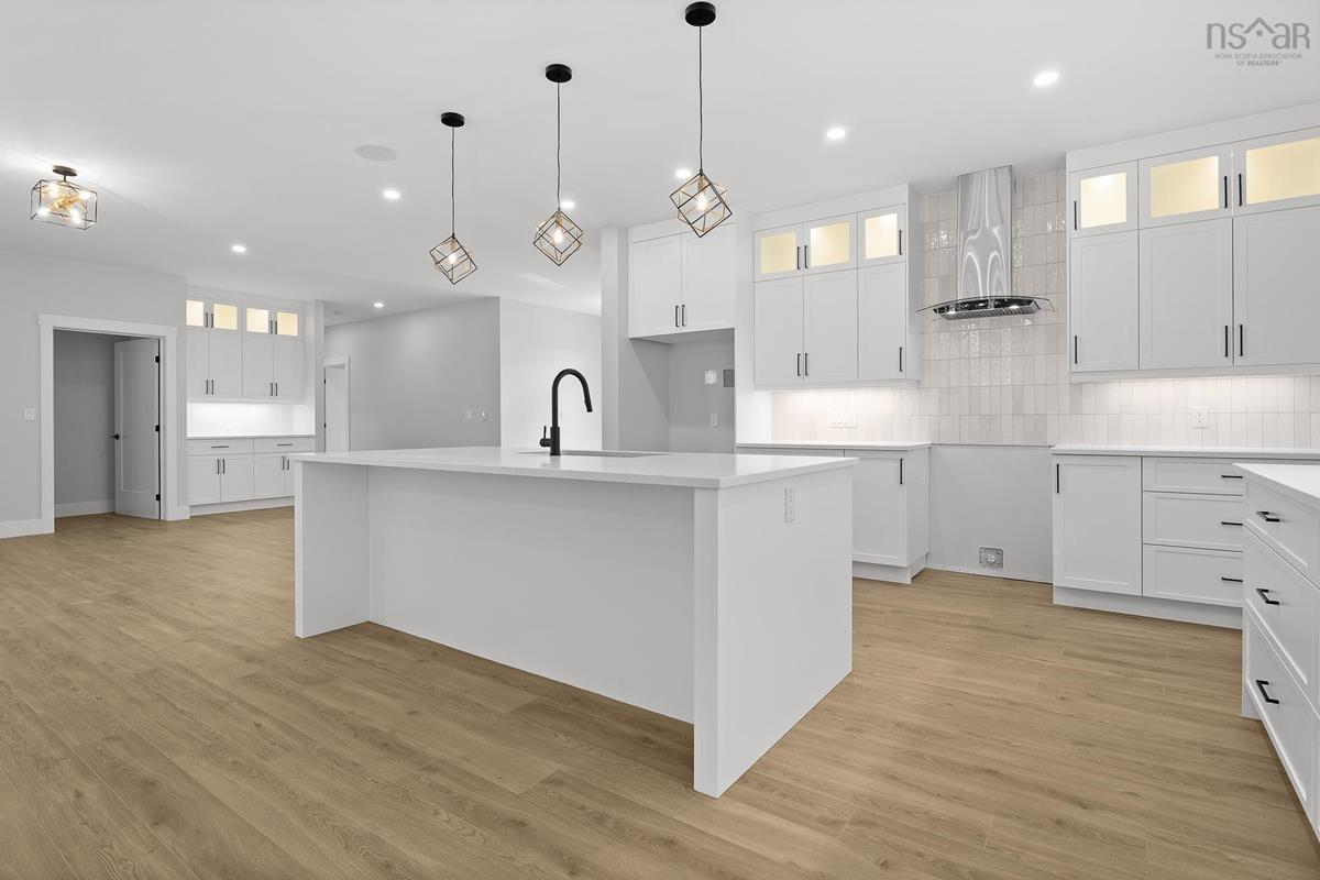  MLS ()