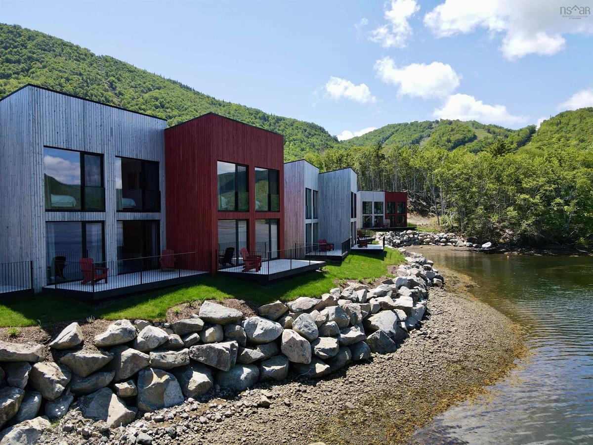  MLS ()