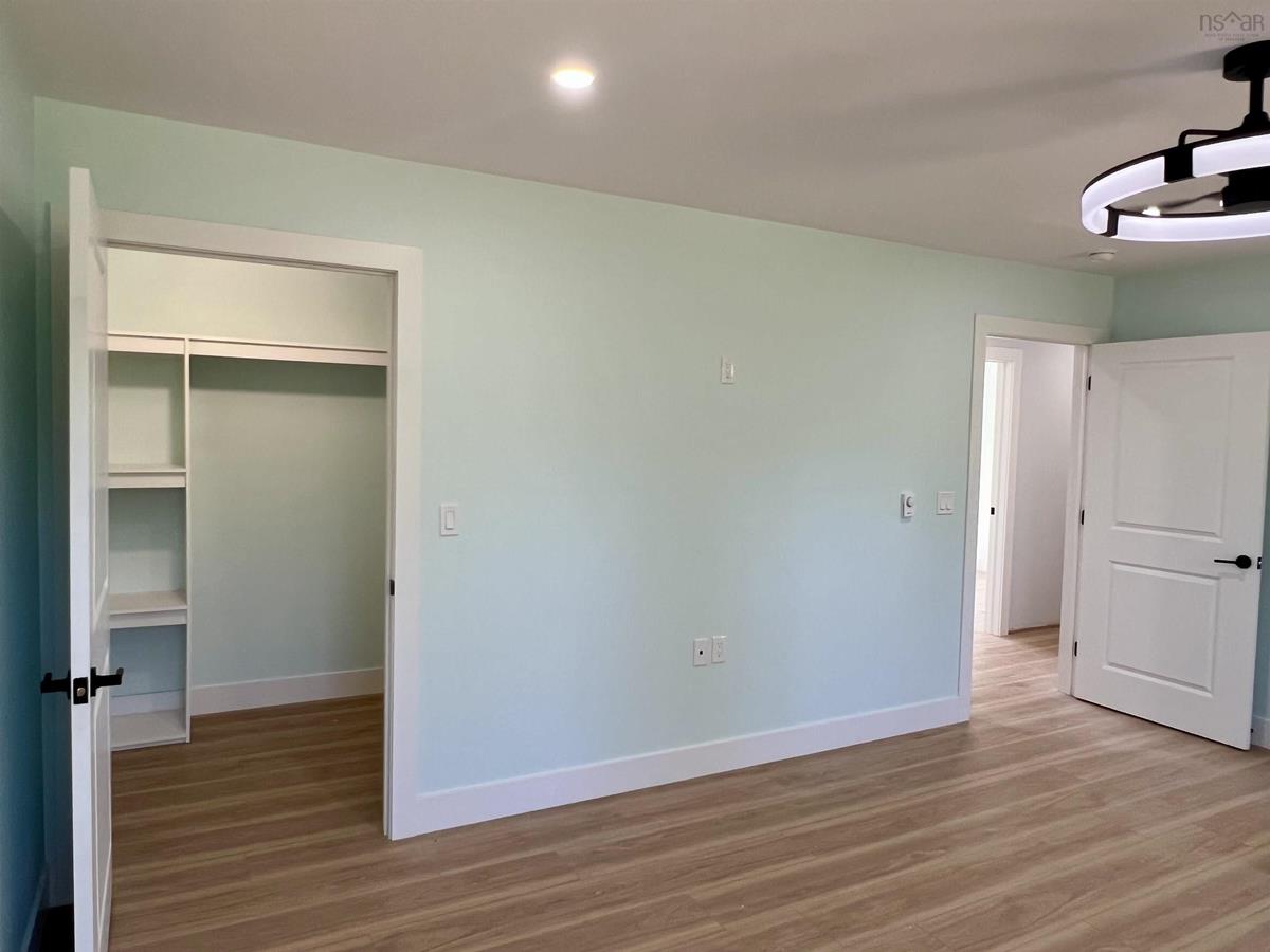  MLS ()