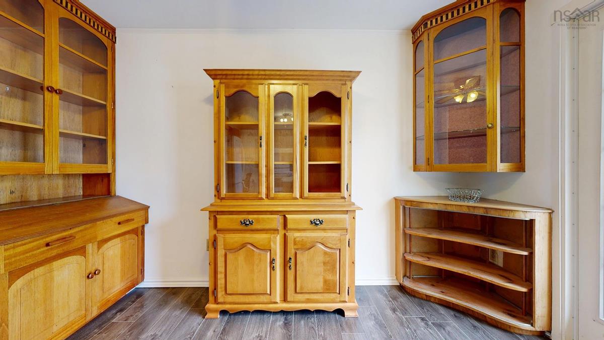  MLS ()