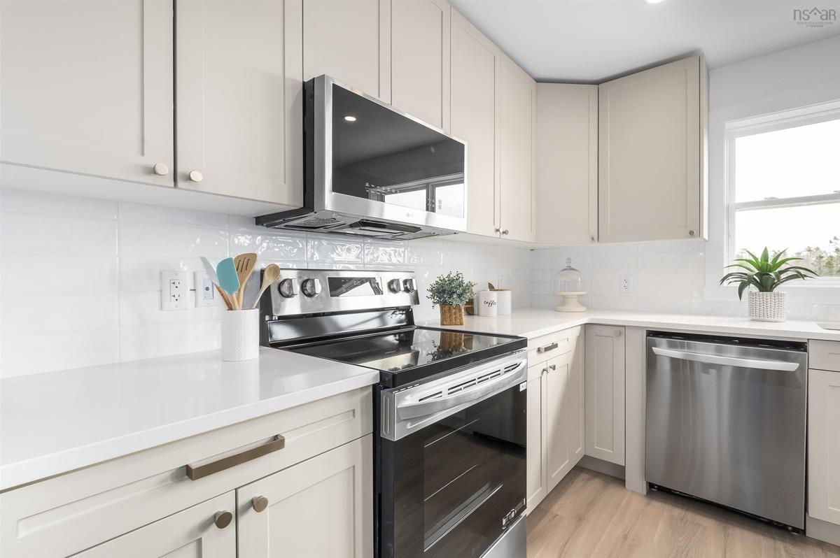  MLS ()