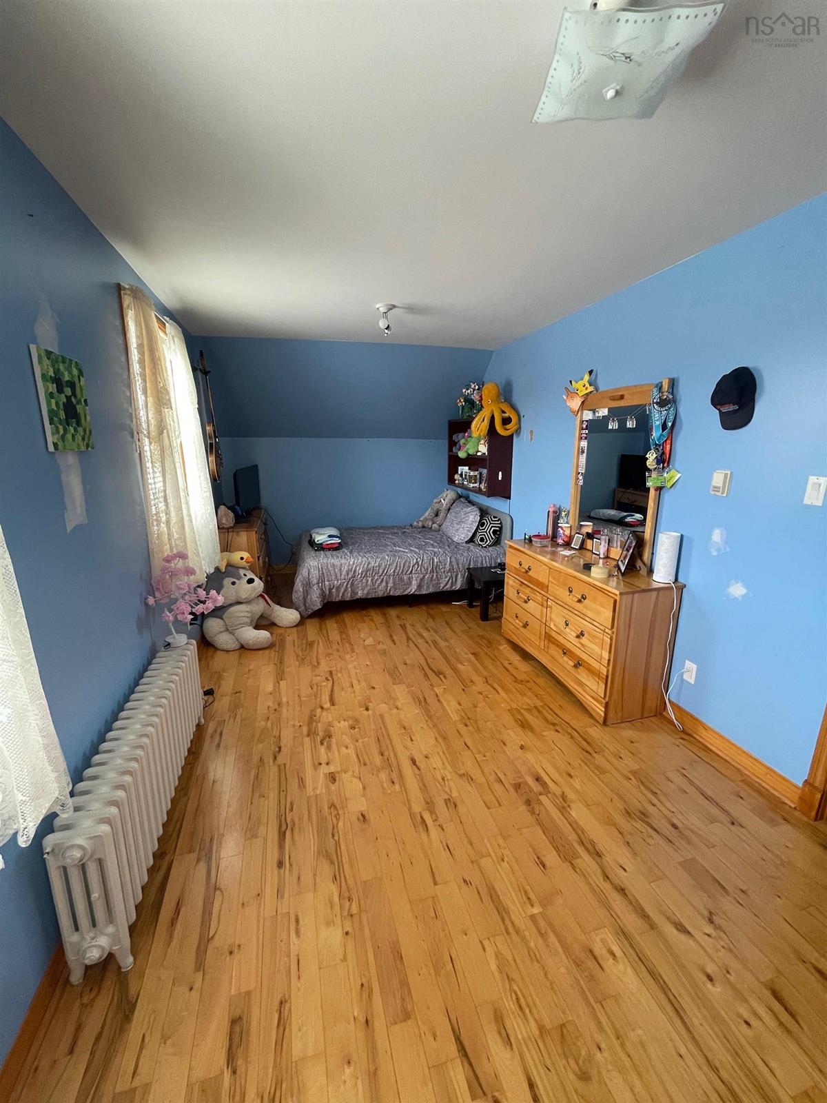  MLS ()