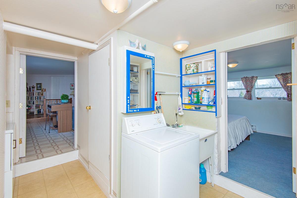  MLS ()