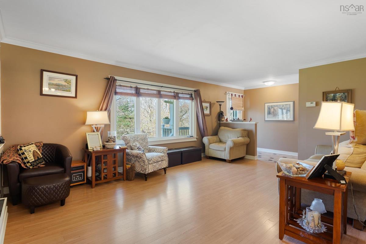  MLS ()