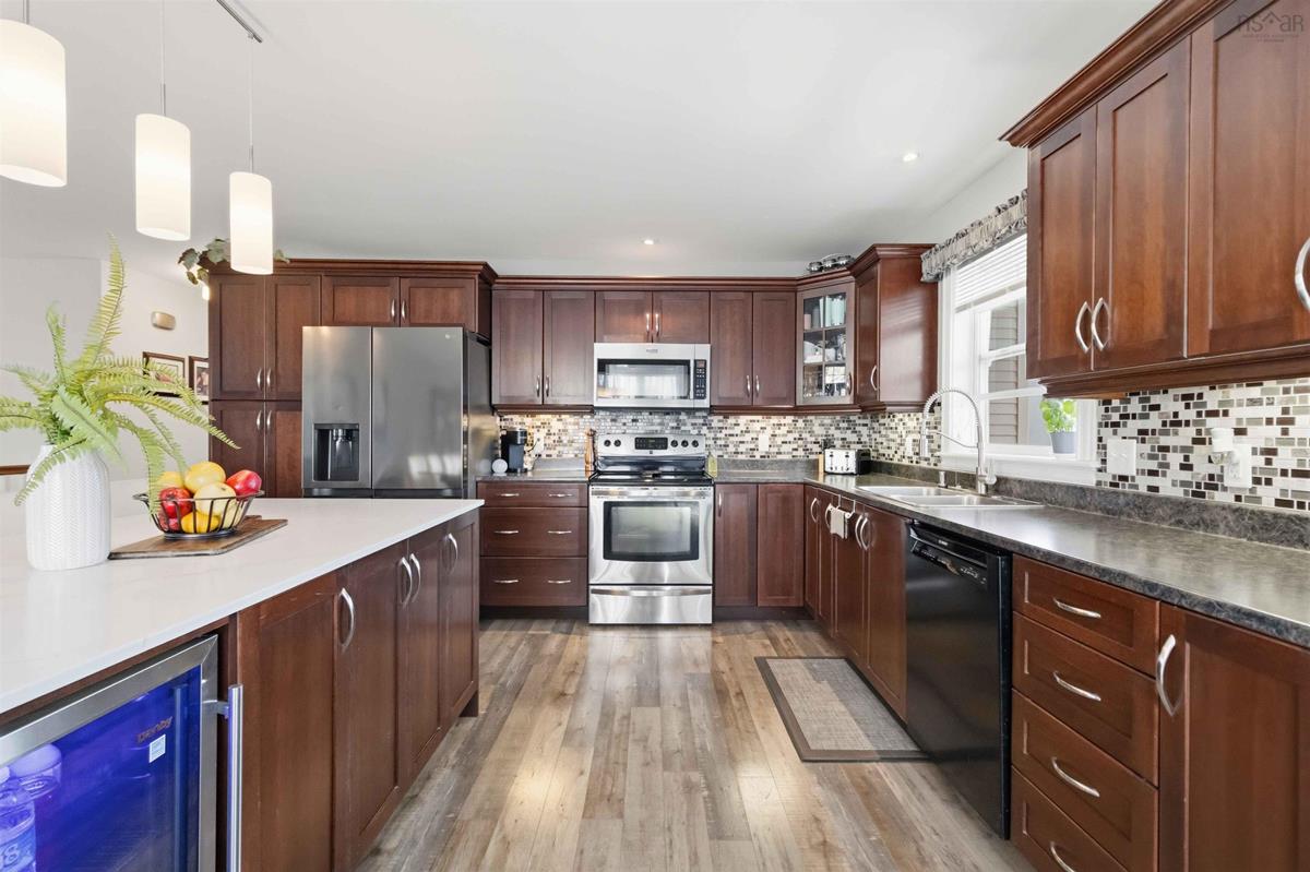  MLS ()