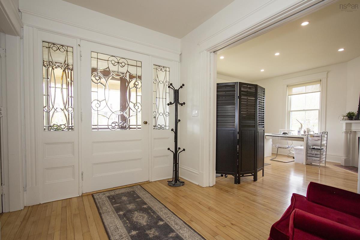  MLS ()