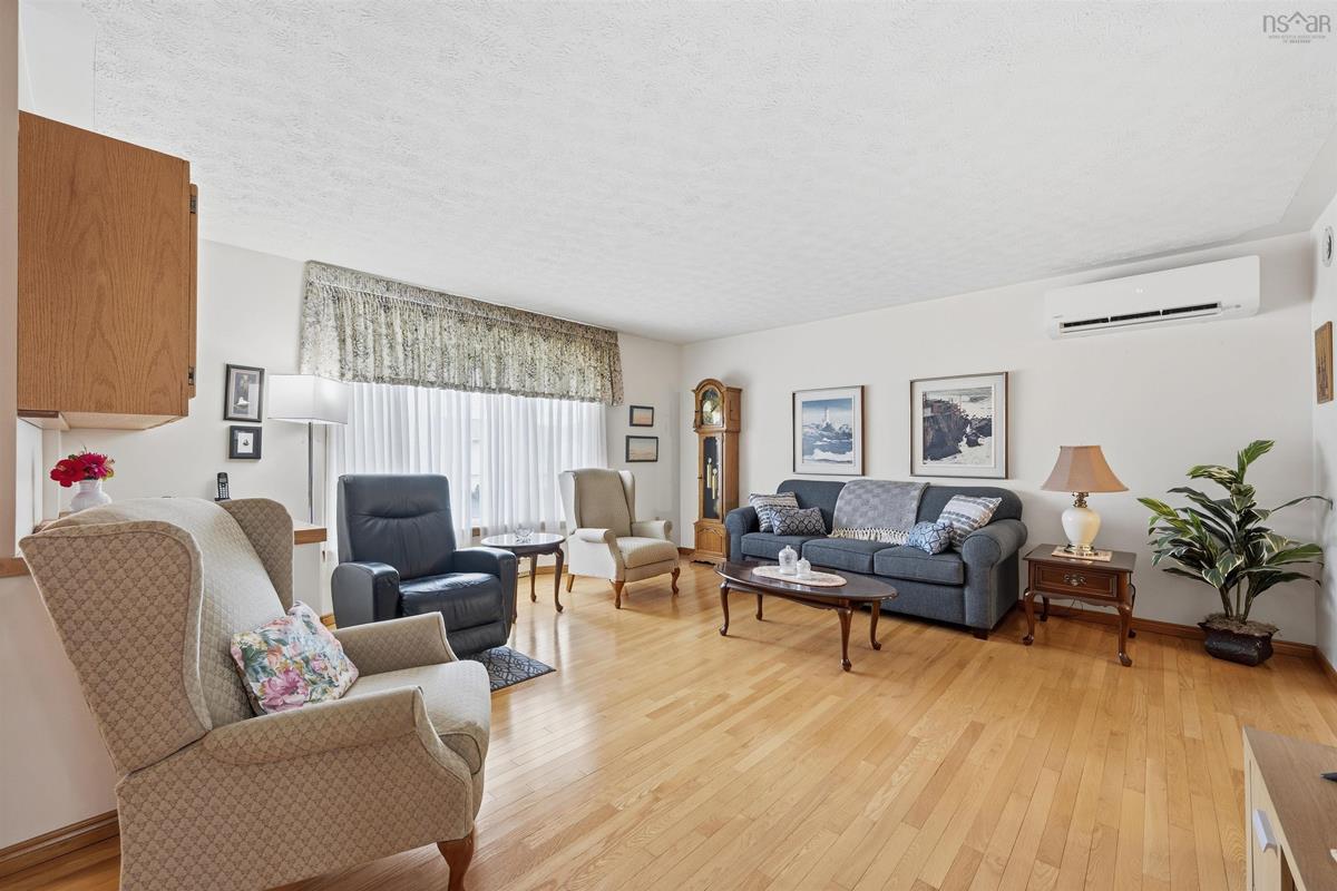  MLS ()