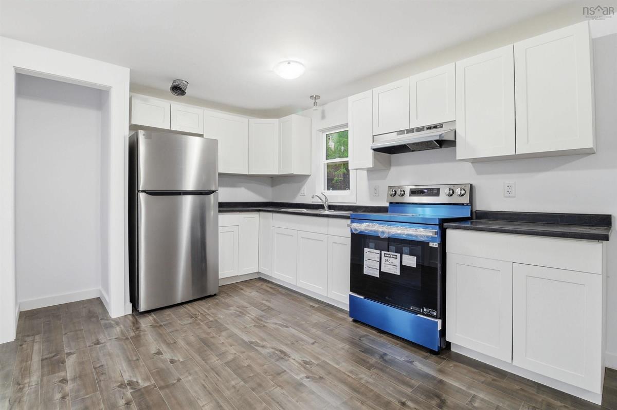  MLS ()