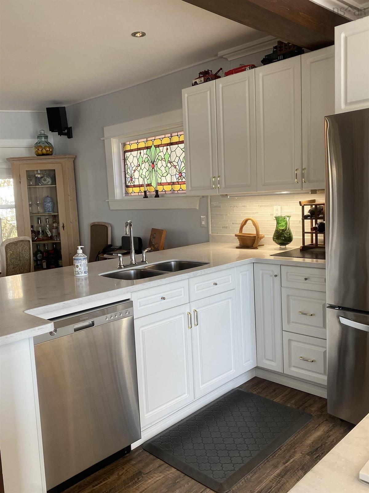  MLS ()