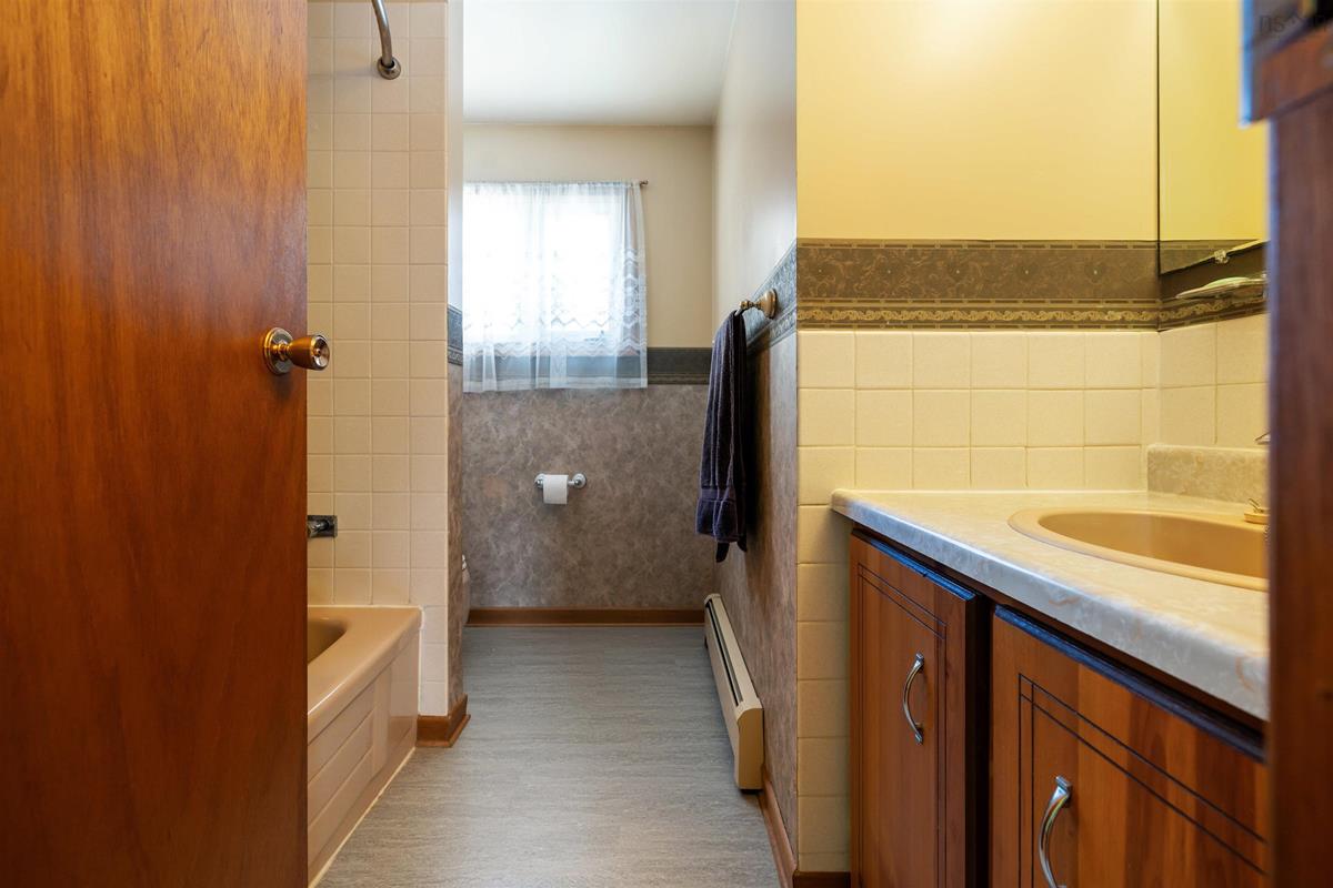  MLS ()