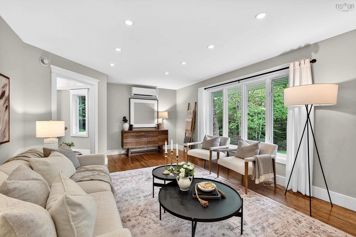  MLS ()