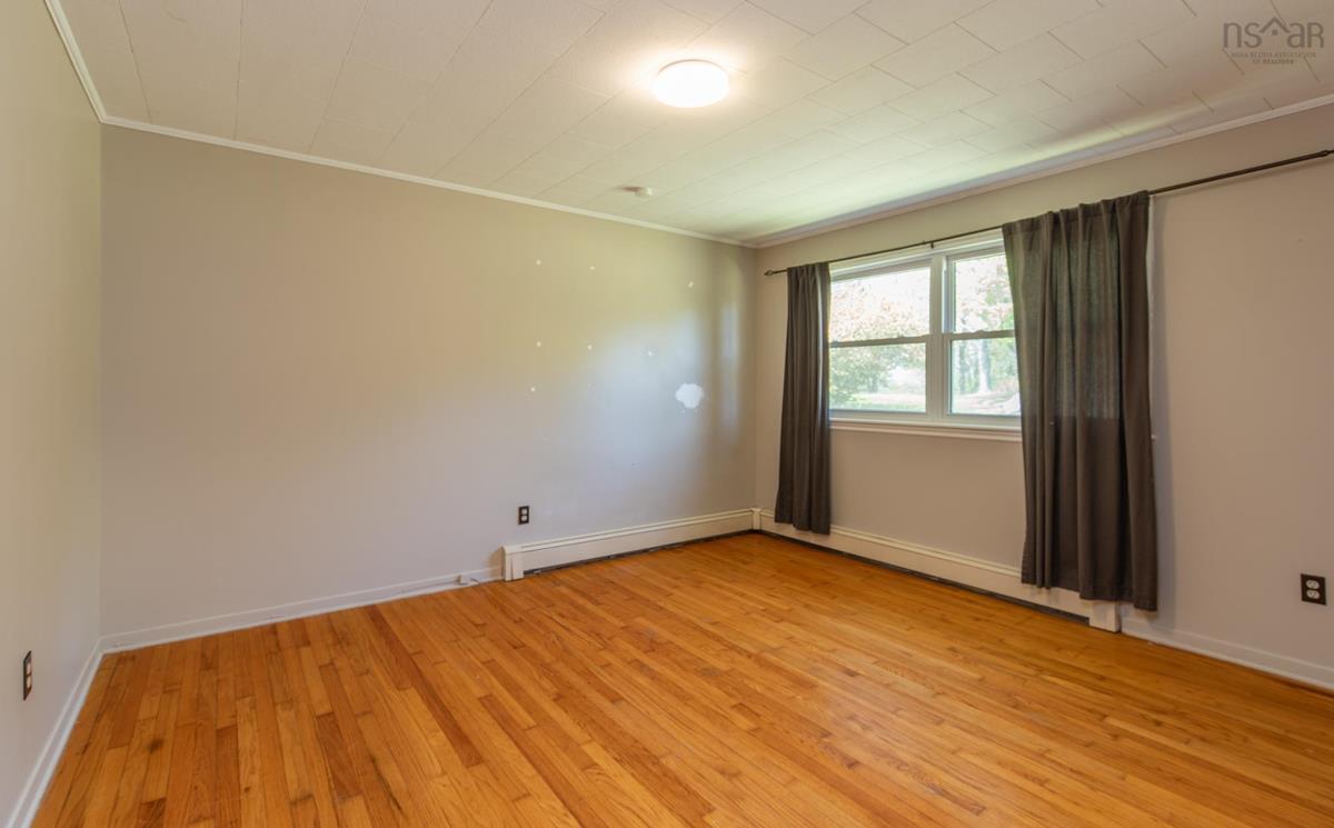  MLS ()