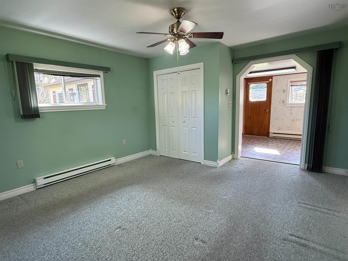  MLS ()