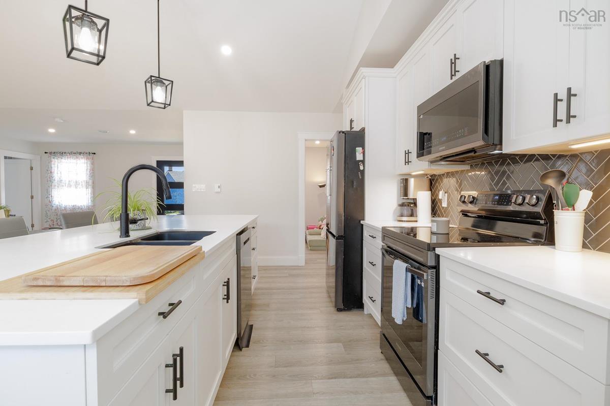 MLS ()