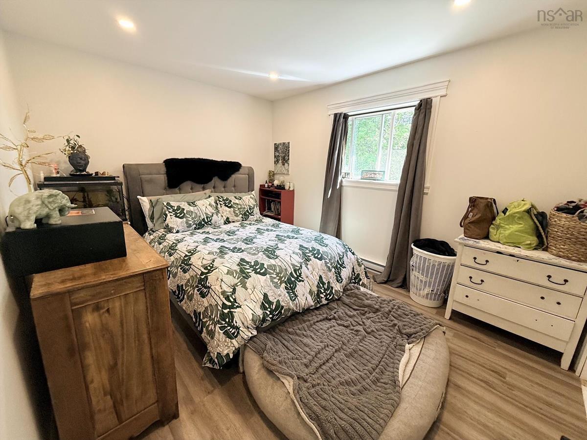  MLS ()