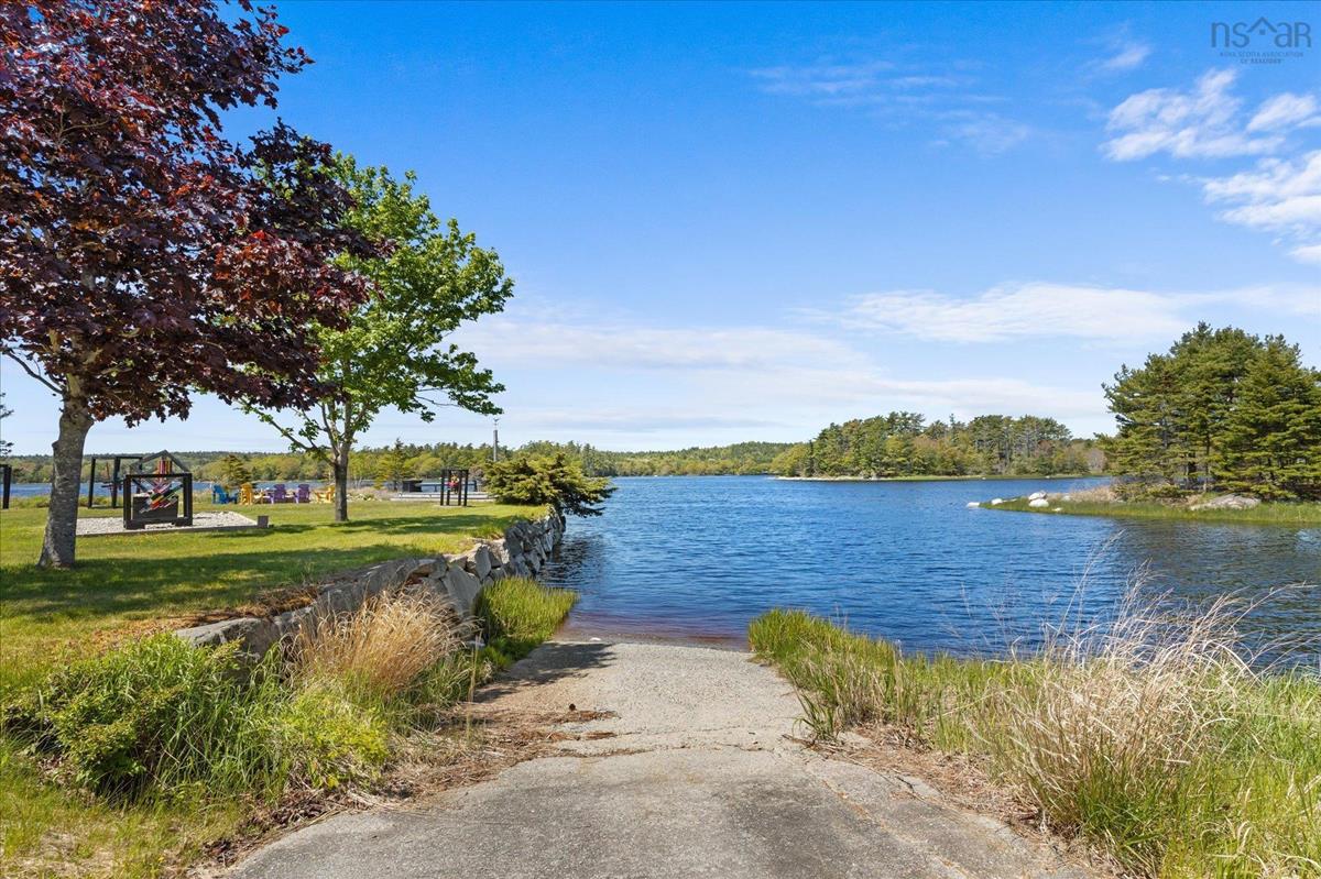  MLS ()