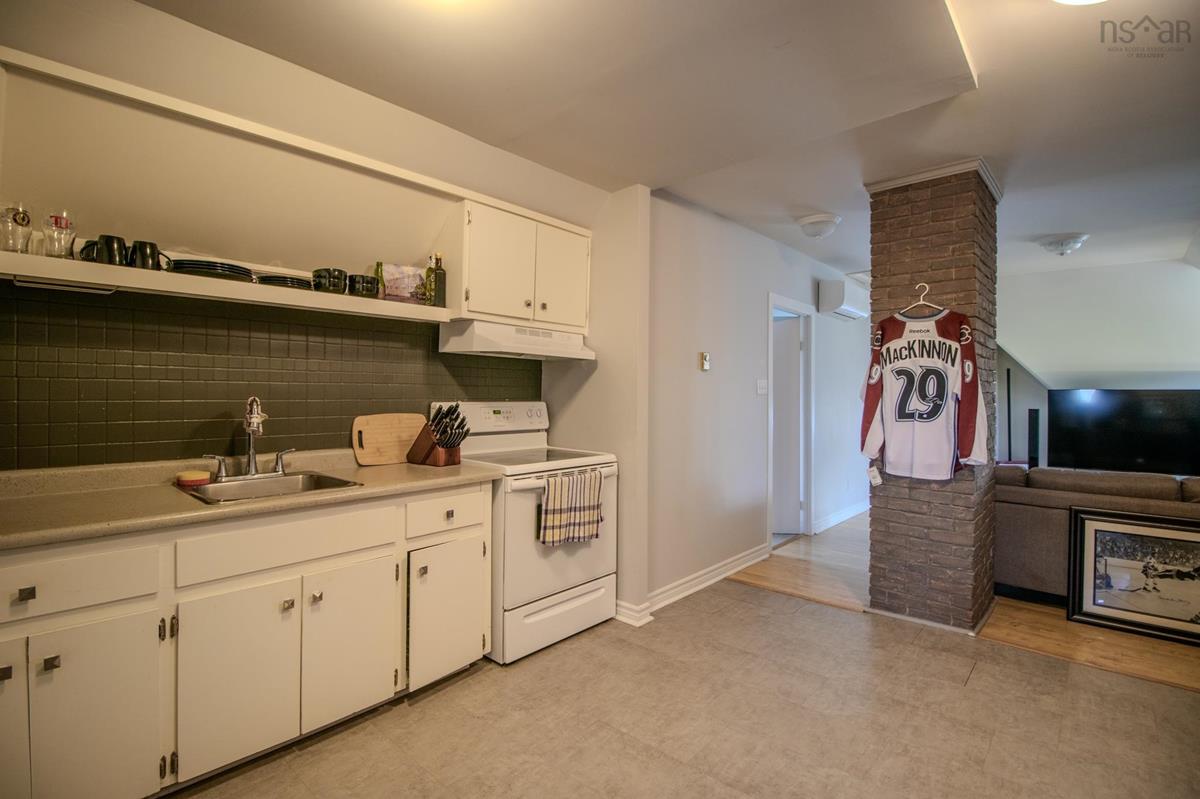  MLS ()