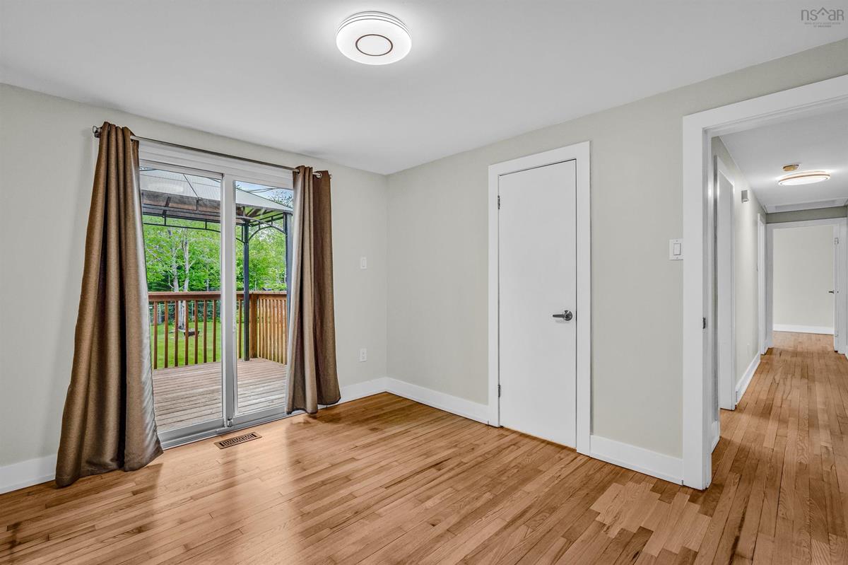  MLS ()