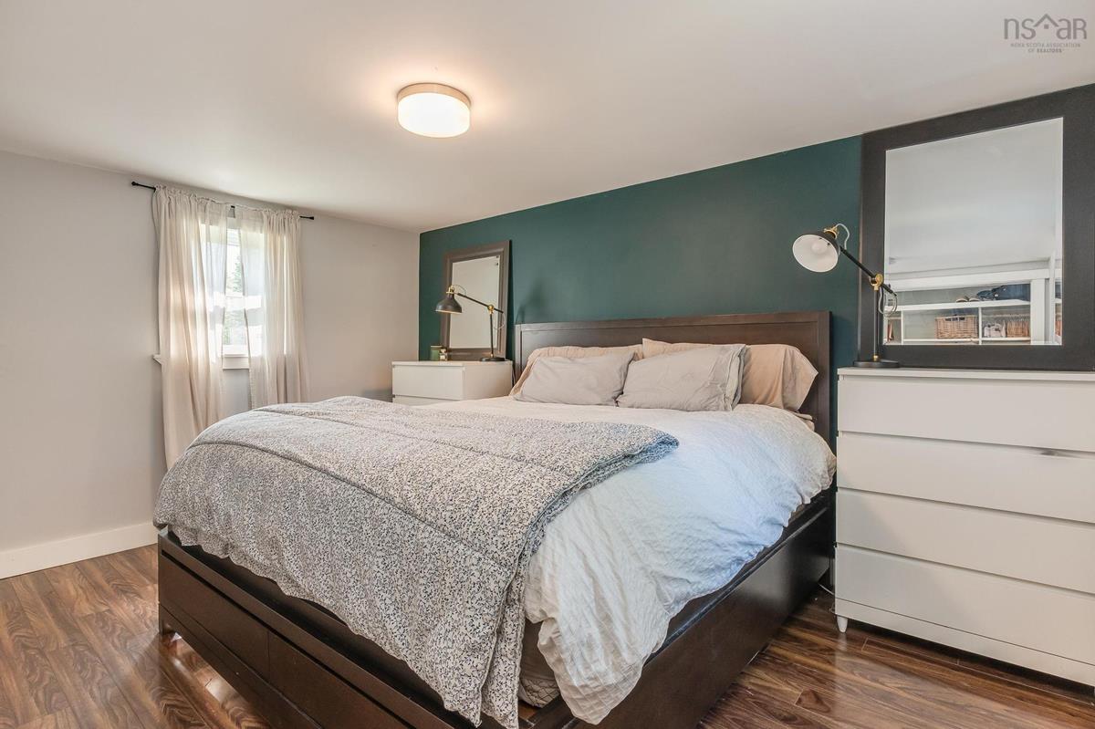  MLS ()