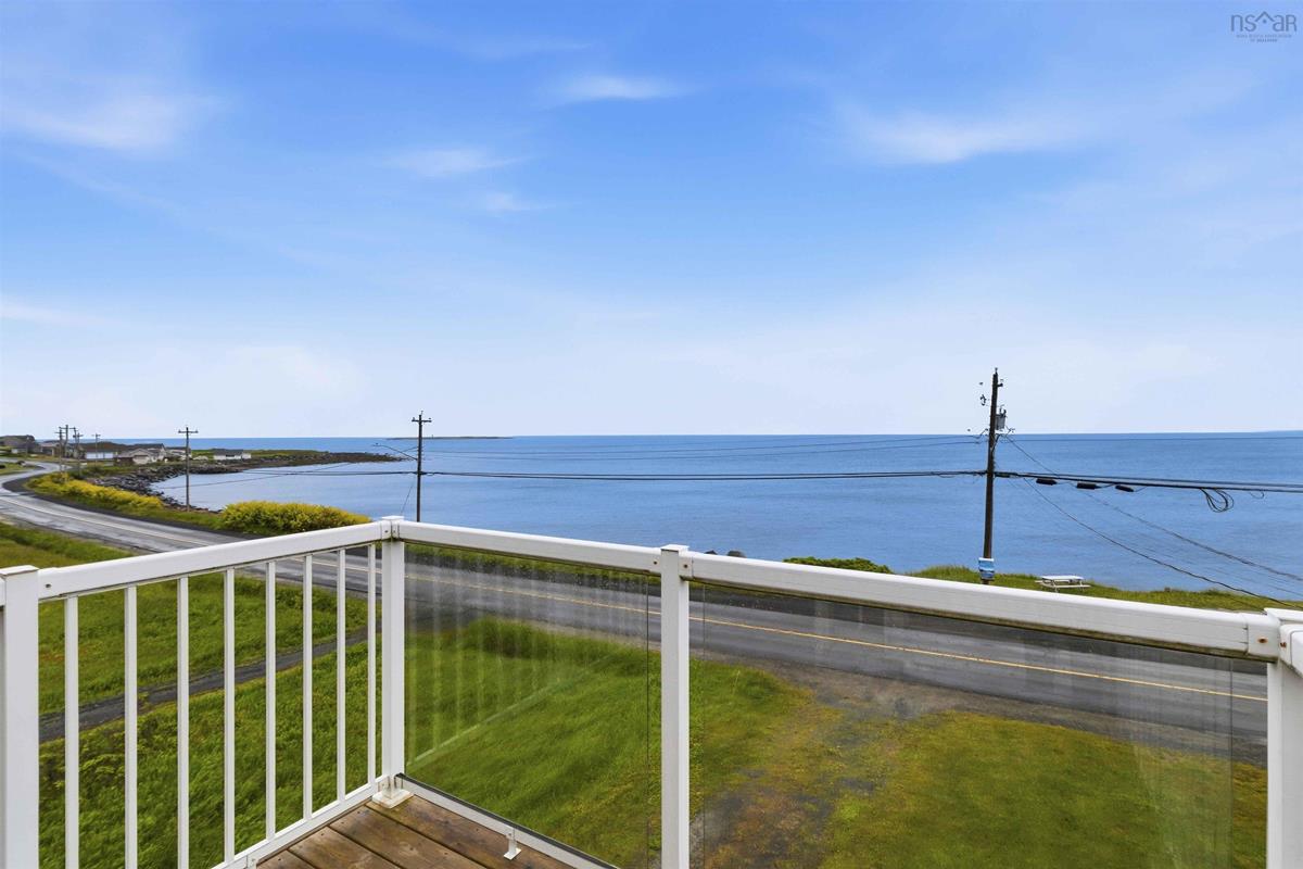  MLS ()