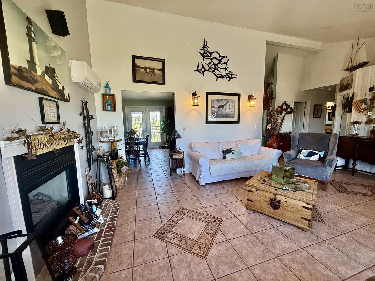  MLS ()
