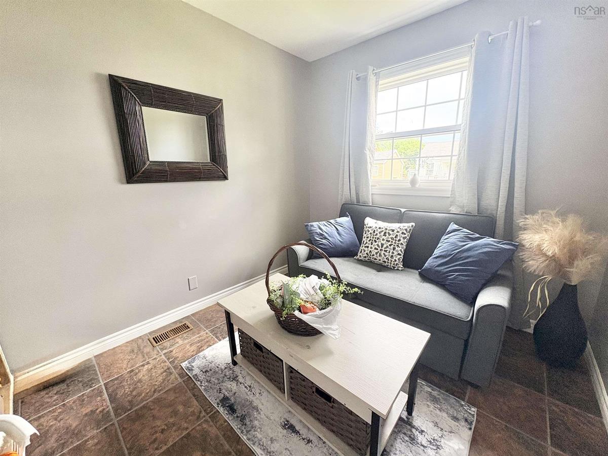  MLS ()