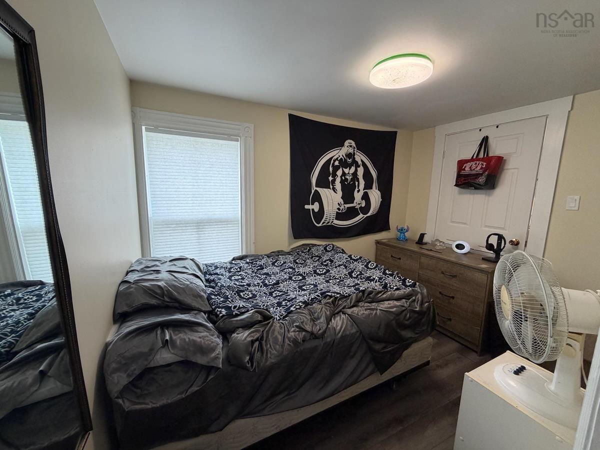  MLS ()