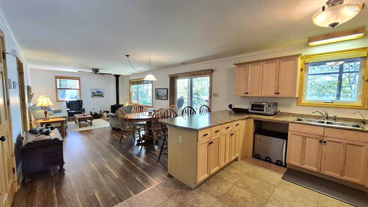  MLS ()