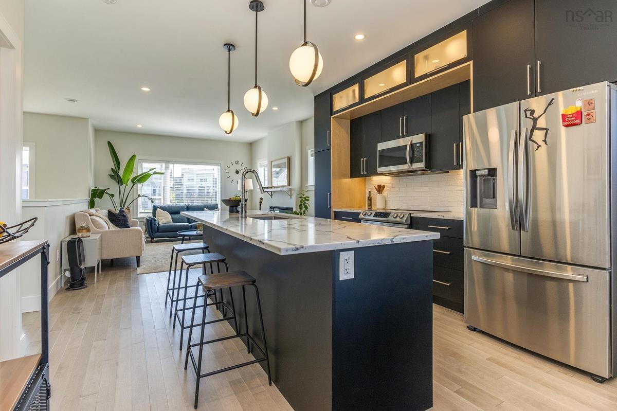  MLS ()