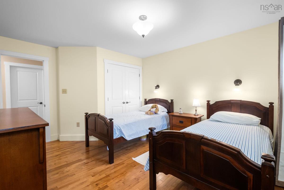  MLS ()