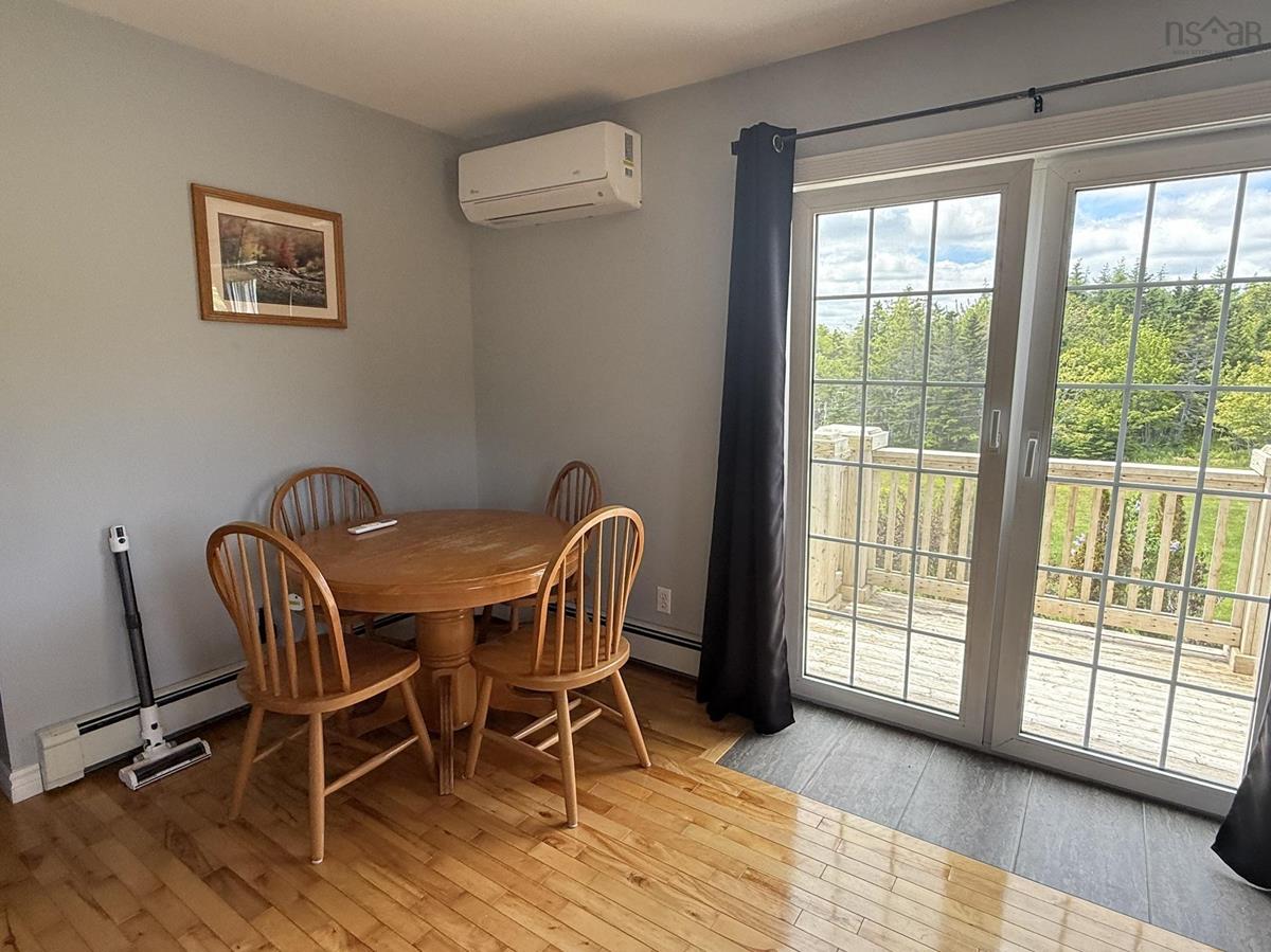  MLS ()