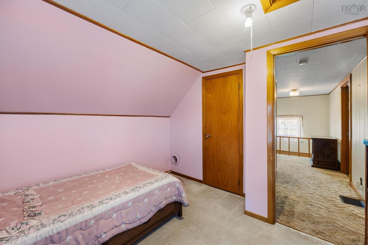  MLS ()