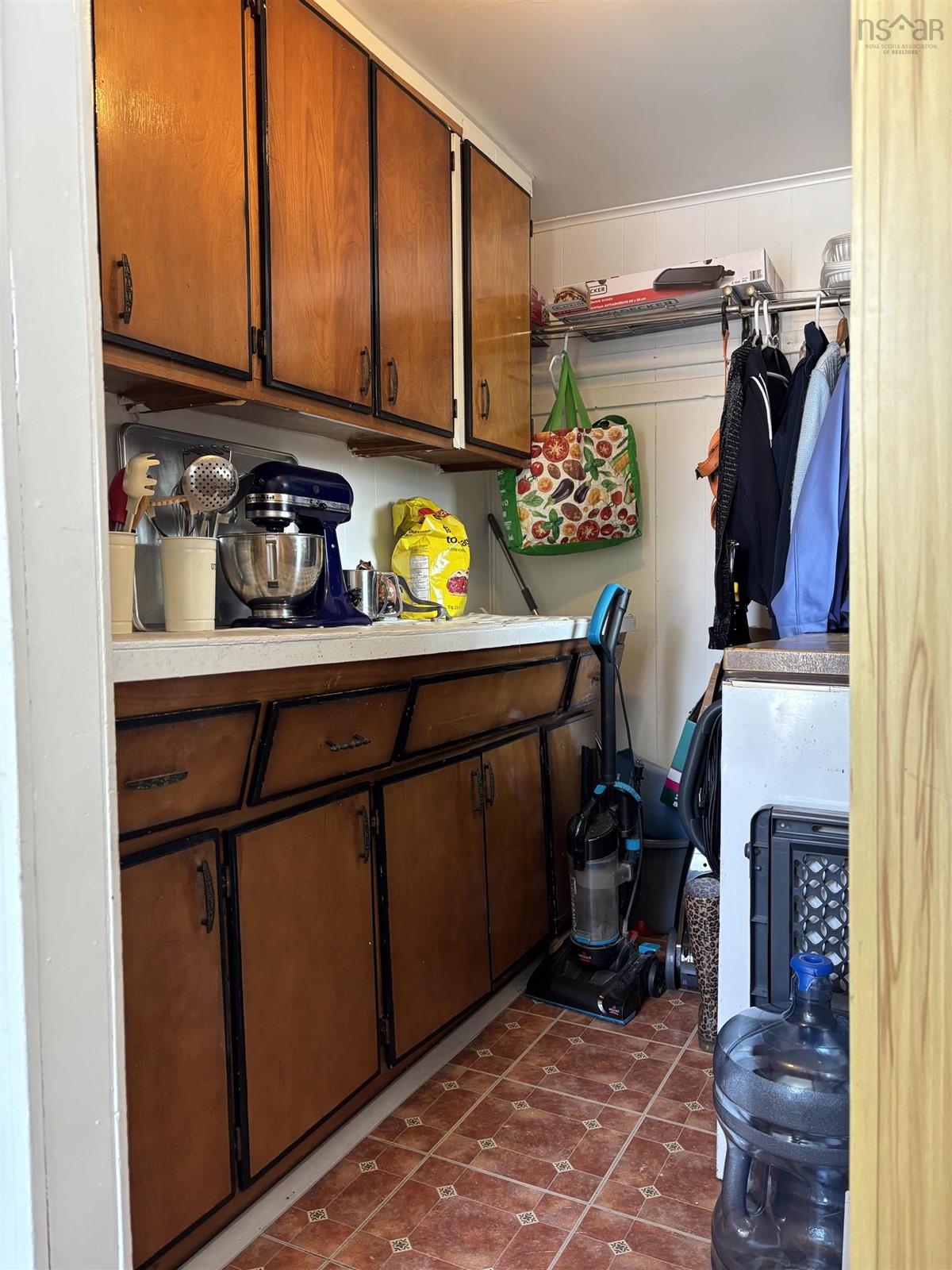  MLS ()