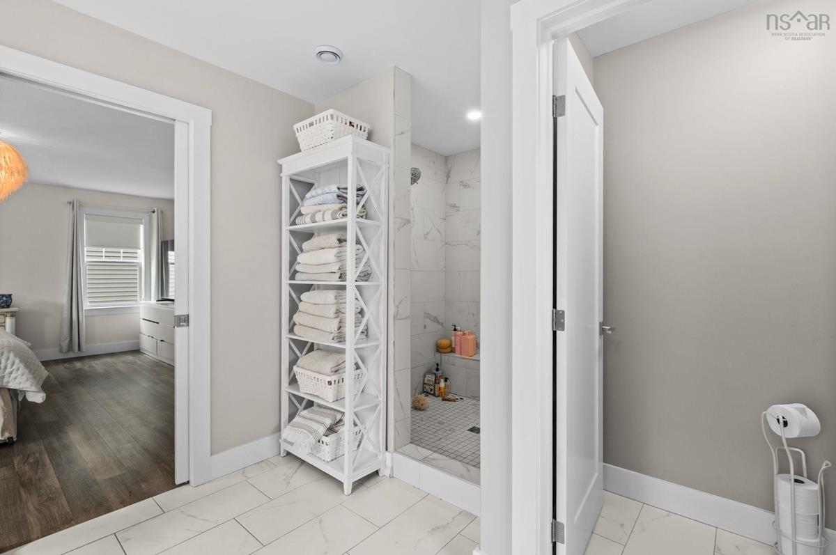  MLS ()