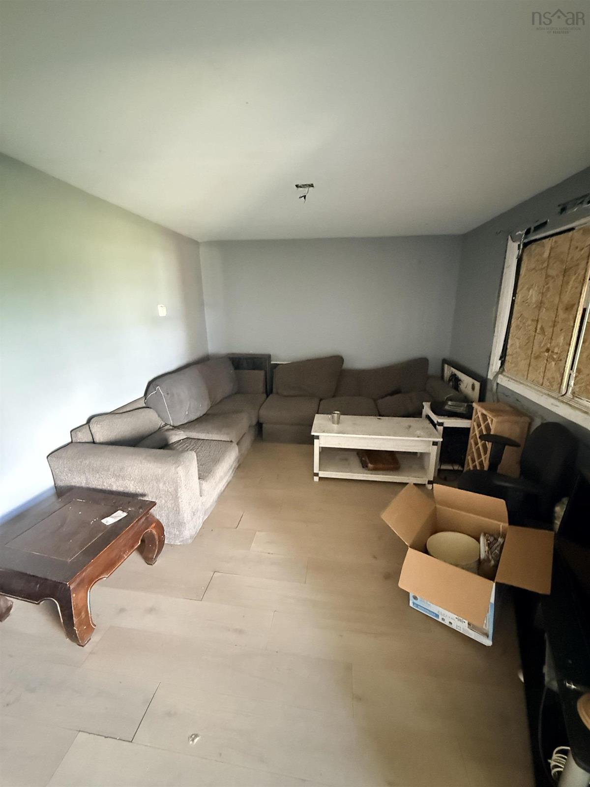  MLS ()
