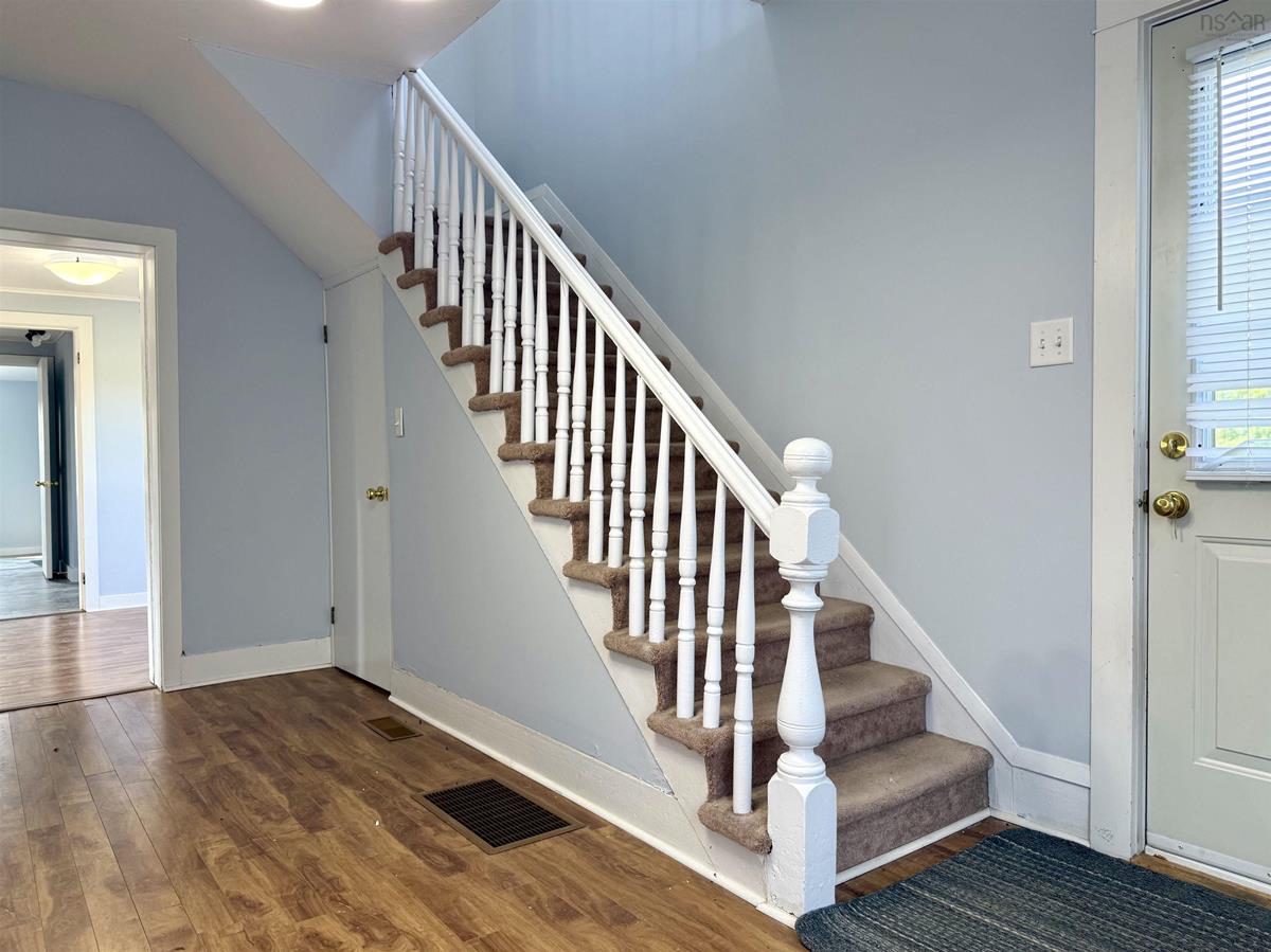  MLS ()