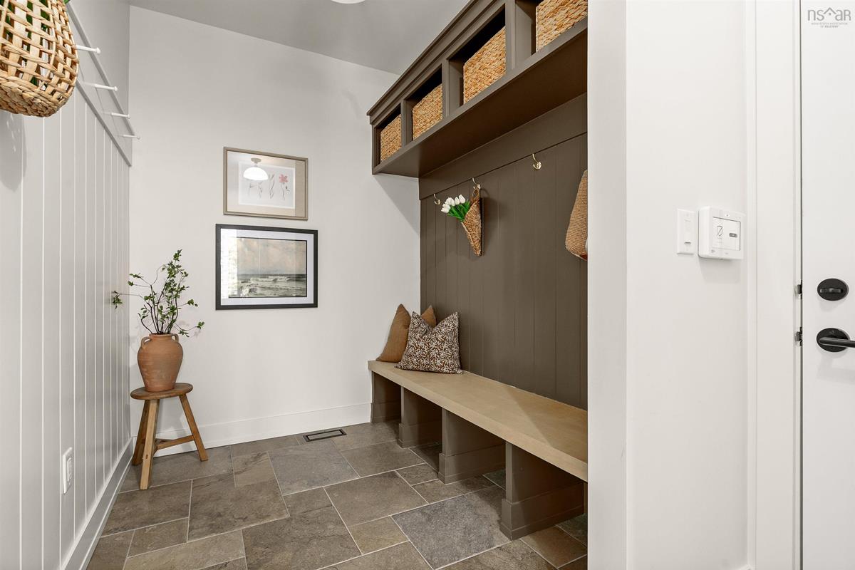  MLS ()