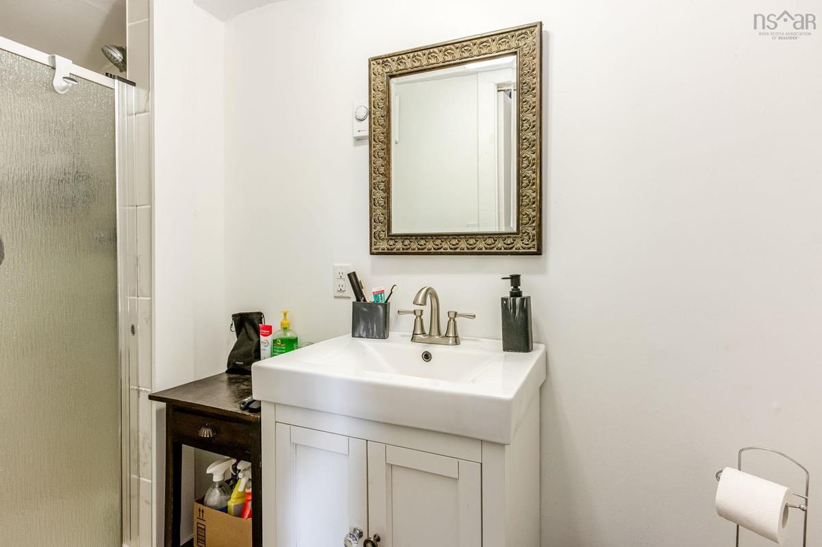 MLS ()